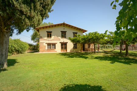 casa rural Can Salva exterior 1