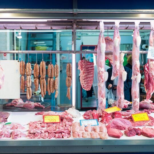 donde comer en girona tienda de carne