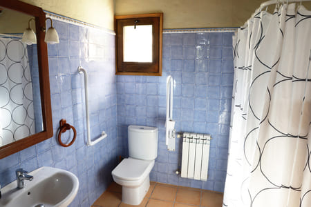 casa rural Can Rajoler wc03